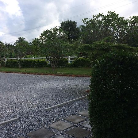 Baan Chan Suan ノンナムデン エクステリア 写真
